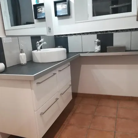 Spacieuse Salle De Bain Privative *